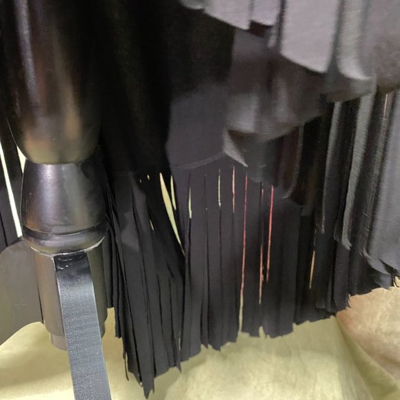 📌 Rare Find, Asymmetrical Dress with Wide Fringes - Picture 11 of 16